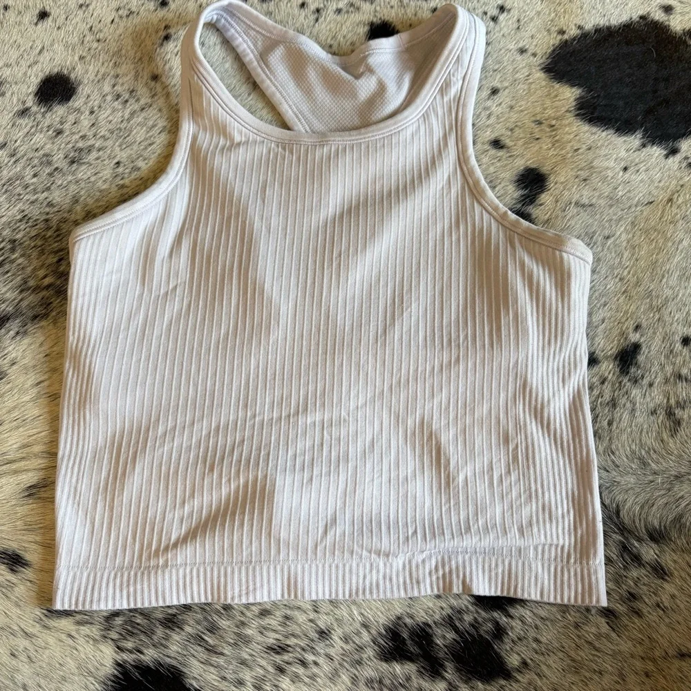 LULULEMON Ebb Ribbed Racer Back Tank Top Size 6 - Picture 1 of 7